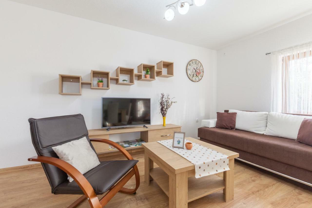 Apartment Ivan & Iva Gornji Vaganac Екстериор снимка