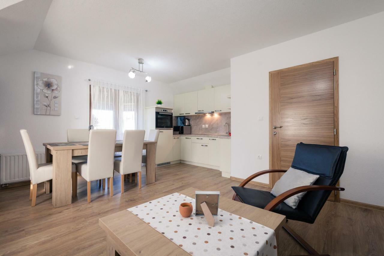 Apartment Ivan & Iva Gornji Vaganac Екстериор снимка