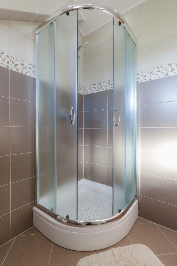 Apartment Ivan & Iva Gornji Vaganac Екстериор снимка